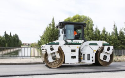 En marxa les obres en el paviment del vial del polígon Pla de l’Estació